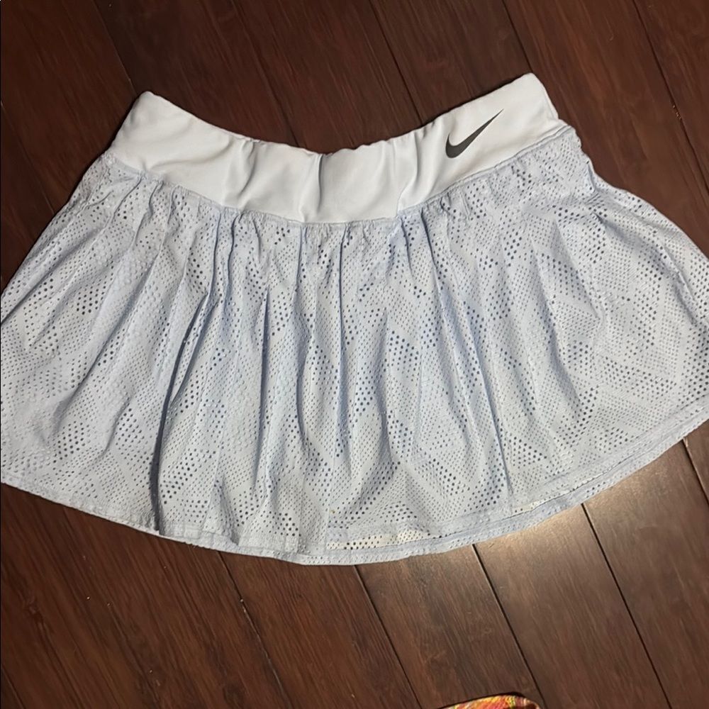Nike Light Blue Pleated Mini Athletic Skirt Built in Shorts Size Medium Dri Fit
